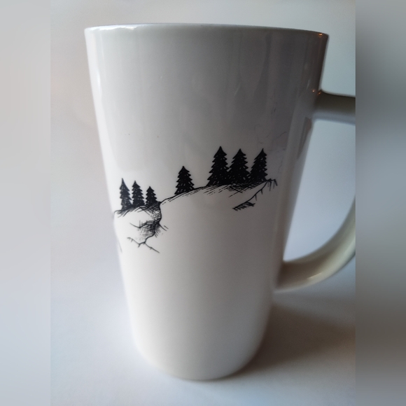Tim Hortons Tall Black Bear Scenic Mug, 2018 - Picture 2 of 4
